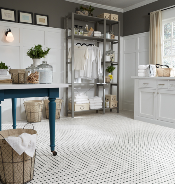 A laundry room with tile